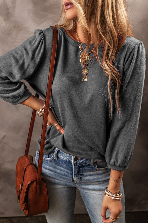 Solid Color 3/4 Sleeve Round Neck Blouse